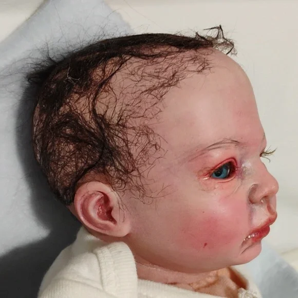 Newborn Baby That Looks So Real Like She Was Just Born - Picture 7 of 16